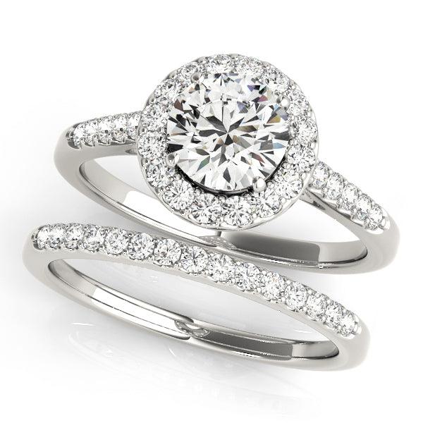 ENGAGEMENT RINGS HALO ROUND