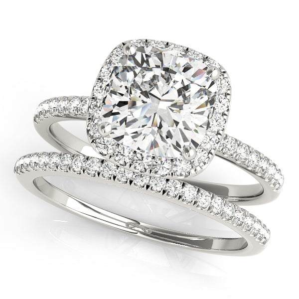 ENGAGEMENT RINGS HALO SQUARE & CUSHION