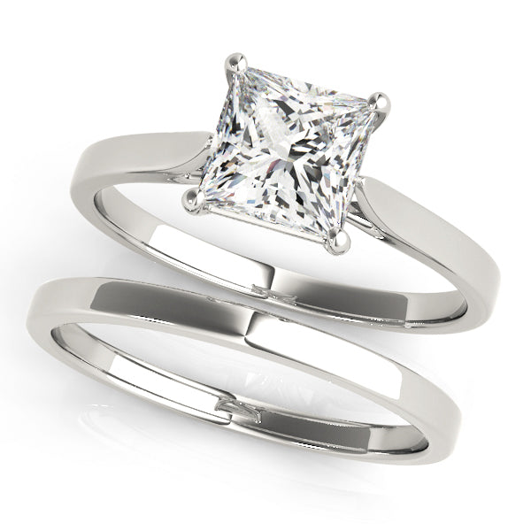 PRINCESS CUT SOLITAIRE ENGAGEMENT RING