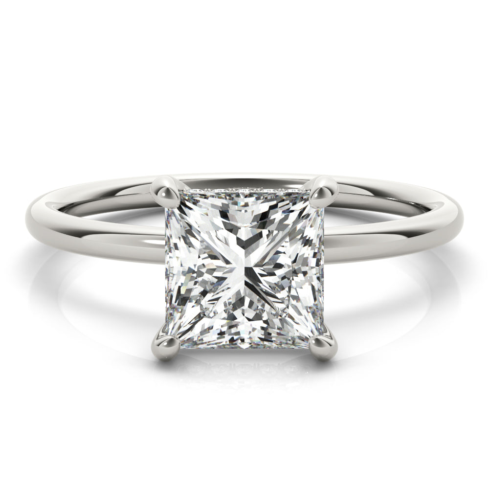 ENGAGEMENT RING PRINCESS CUT CENTER