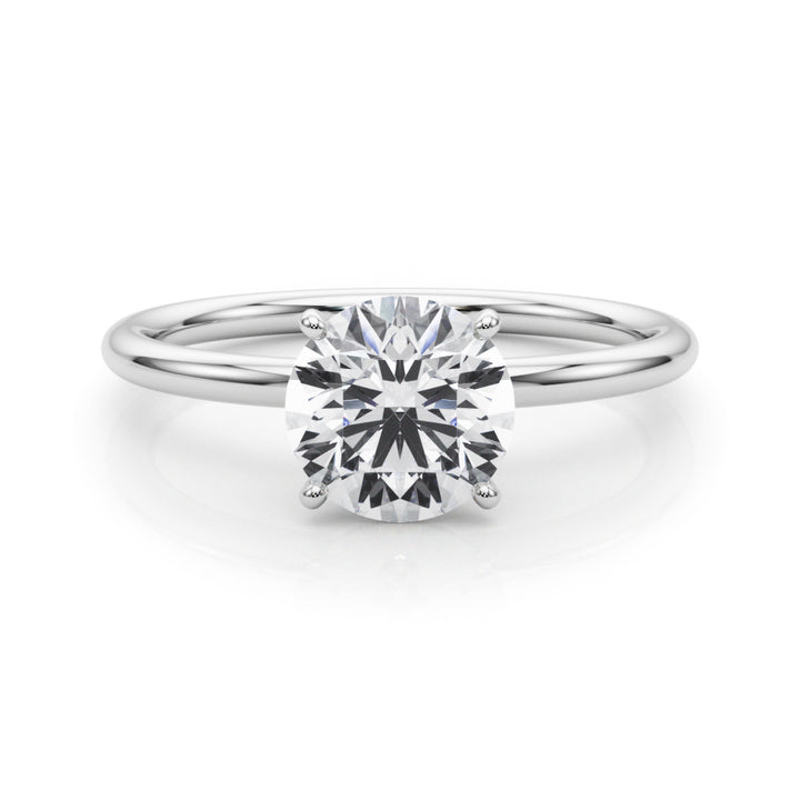 ENGAGEMENT RING ROUND CENTER