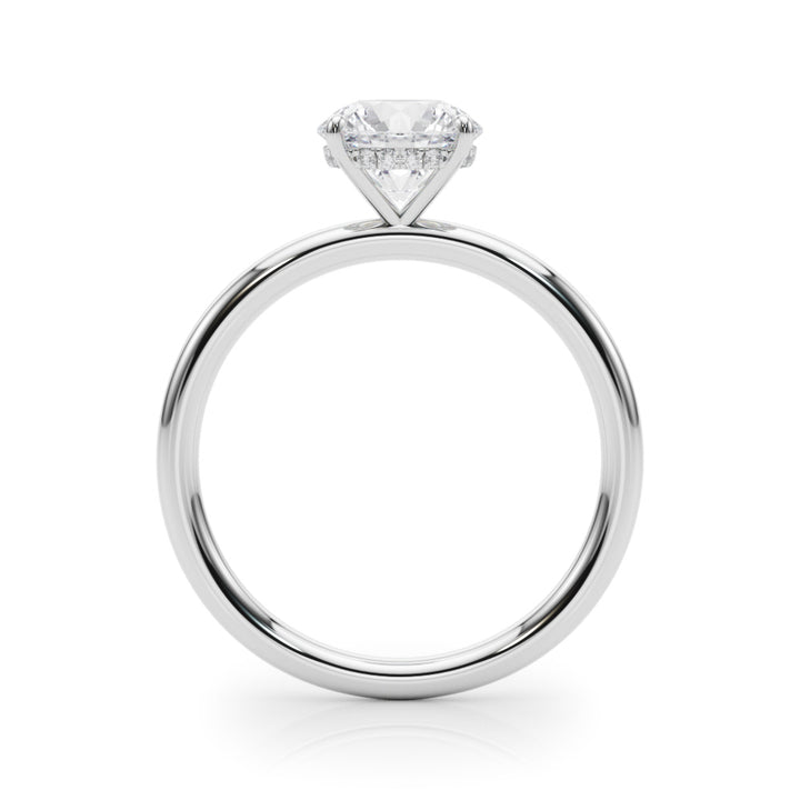 ENGAGEMENT RING ROUND CENTER