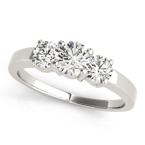 ENGAGEMENT RINGS 3 STONE ROUND