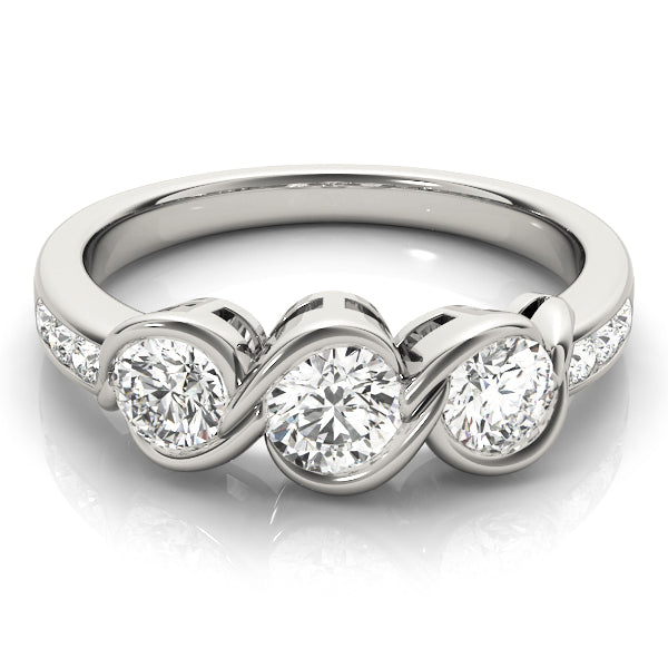 ENGAGEMENT RINGS 3 STONE ROUND