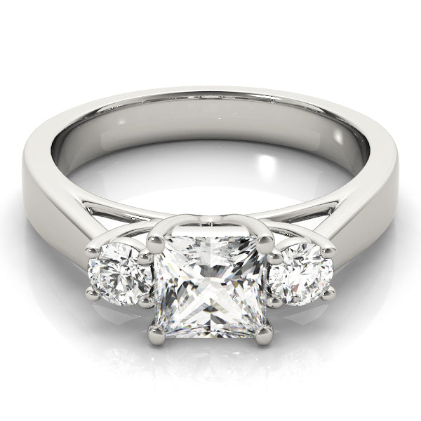 ENGAGEMENT RINGS 3 STONE PRINCESS