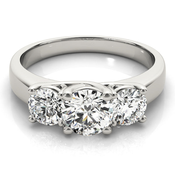 ENGAGEMENT RINGS 3 STONE ROUND