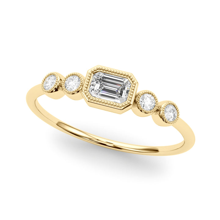 LAB GROWN DIAMOND 5 STONE FASHION RING WITH EMERALD CUT CENTER