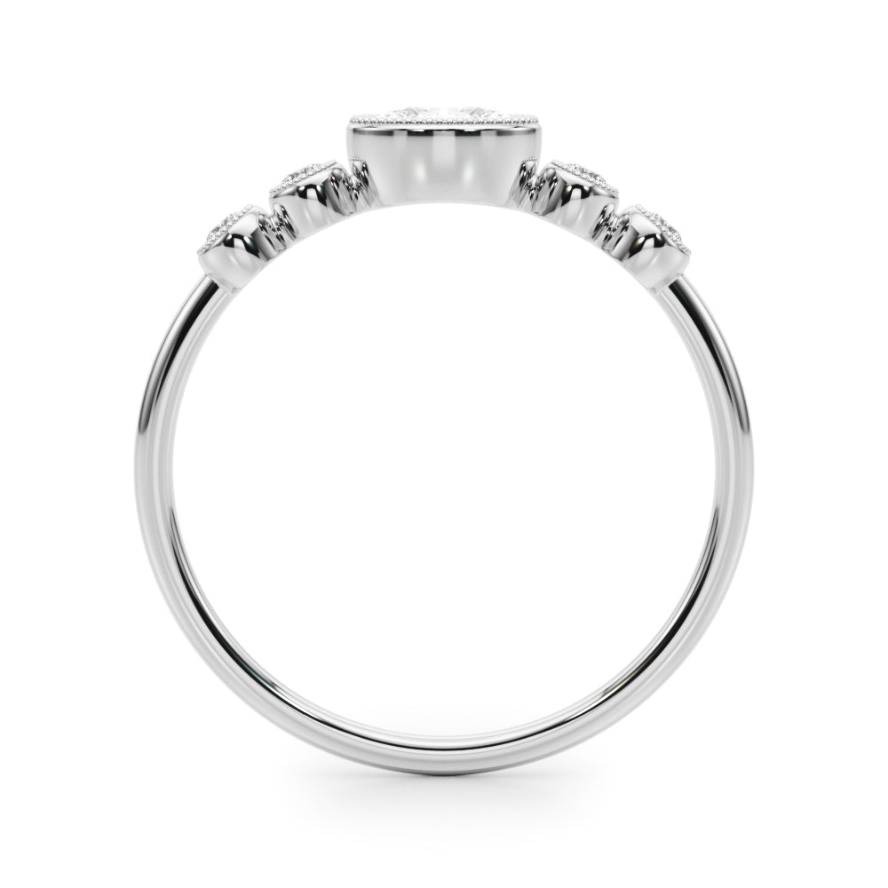 LAB GROWN DIAMOND 5 STONE FASHION RING WITH OVAL CENTER